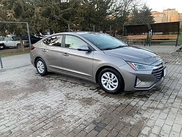 Hyundai Elantra: 2019 г., Автомат, Бензин, Седан at lalafo.kg Hyundai Elantra: 2019 г., Автомат, Бензин, Седан