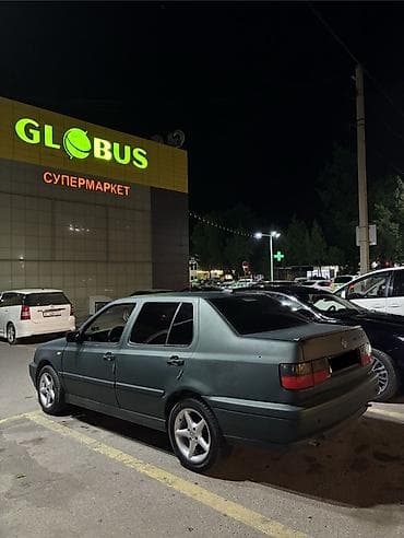 initial d: Volkswagen Vento: 1996 г., 1.8 л, Механика, Бензин, Седан — 1