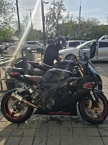 gsx suzuki: Спортбайк Suzuki, 600 куб. см, Бензин — 4