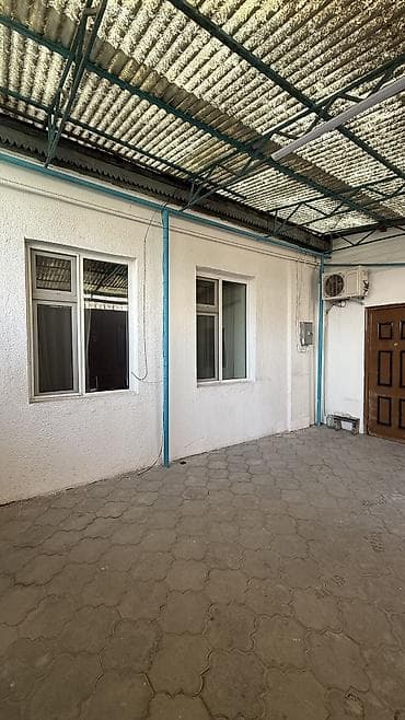 Кыймылсыз мүлк: Полдома у парка Боталиева Адрес: ул. Манаса / Боталиева - Площадь — 2