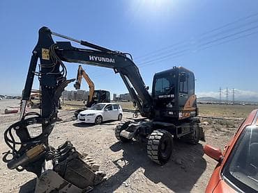 Экскаватор, Hyundai, Колесный
