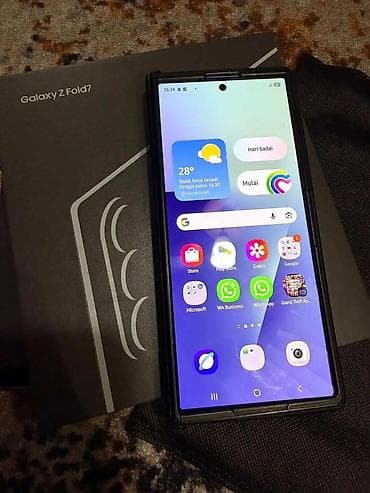 samsung galaxy 55: Samsung Galaxy Z Fold 7, Новый, 256 ГБ, цвет - Серебристый, 1 SIM, 2 SIM, eSIM — 5