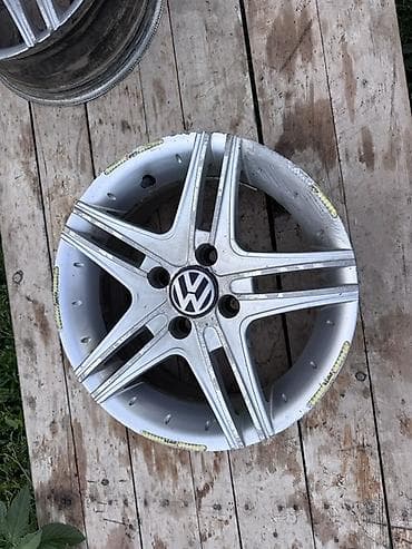 Транспорт: Комплект из 4 легкосплавных дисков Volkswagen. - Диаметр: 14" — 5