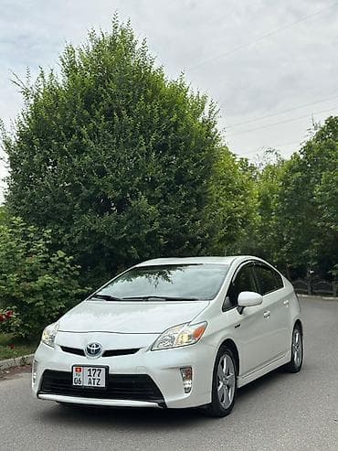 e 303: Toyota Prius: 2014 г., 1.8 л, Вариатор, Гибрид, Хэтчбэк — 6