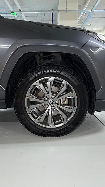 prius plus: Toyota RAV4: 2022 г., 2.5 л, Автомат, Гибрид, Кроссовер — 4