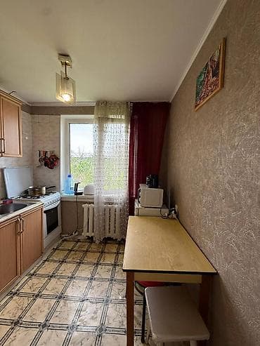 Батирлер: 2 бөлмө, 44 м², 104-серия, 5 кабат — 5