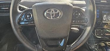 Продажа авто: Toyota Prius: 2019 г., 1.8 л, Гибрид, Лифтбек — 7