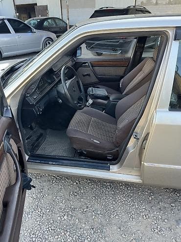Mercedes-Benz W124: 1987 г., 3 л, Кол менен иштөөчү, Бензин, Седан — 6
