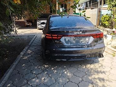 e2 byd: Kia K3: 2022 г., Седан — 3
