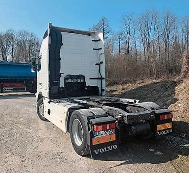 Сүйрөгүч, Volvo, Тенттелген — 3