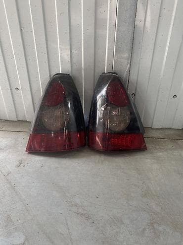 авто в такси: Комплект стоп-сигналов Subaru 2006 г., Б/у, Оригинал, Япония — 1