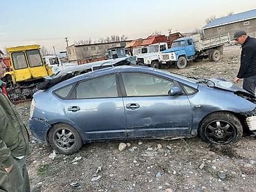prius v: Toyota Prius: 2005 г., 1.5 л, Автомат, Гибрид, Хэтчбэк — 4