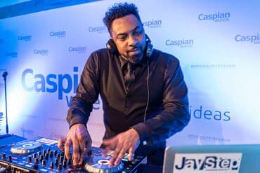 дом из контейнера бишкек фото: Фотосъёмка, Видеосъемка | С выездом, Студия | Слайд шоу, Съемки мероприятий, Фотосессия — 12