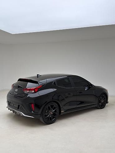 Продажа авто: Hyundai Veloster: 2020 г., 1.6 л, Ручные, Бензин, Хэтчбэк — 3