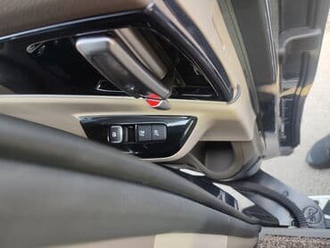 срочно продаю в связи с переездом: Kia Carnival: 2020 г., 2.2 л, Автомат, Дизель, Вэн/Минивэн — 17