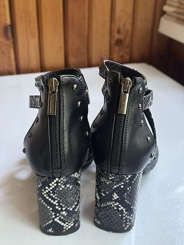 Босоножки, 38, Maison Martin Margiela, Б/у, цвет - Черный — 4