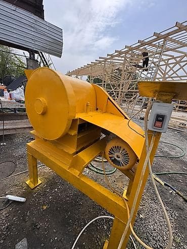 генаратор бензин: Щековая дробилка (стационарная) Описание: - Промышленная щековая — 3