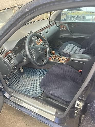 Транспорт: Mercedes-Benz E-Class: 1999 г., Седан — 7