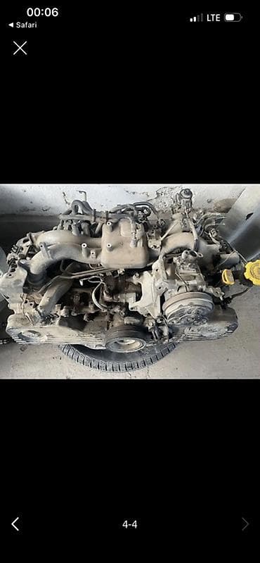 солнычный свет: Бензиновый мотор Subaru 2002 г., 2.5 л — 3