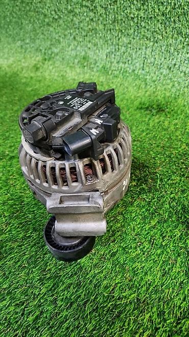 Генератор BMW 2005 г., Б/у, Оригинал, Германия