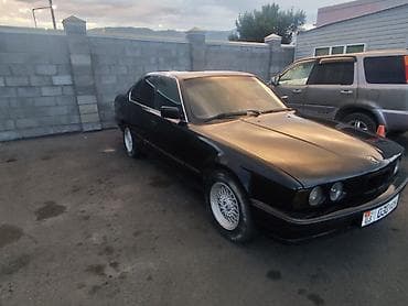 порш турбо с: BMW 5 series: 1992 г., 3 л, Механика, Седан — 4