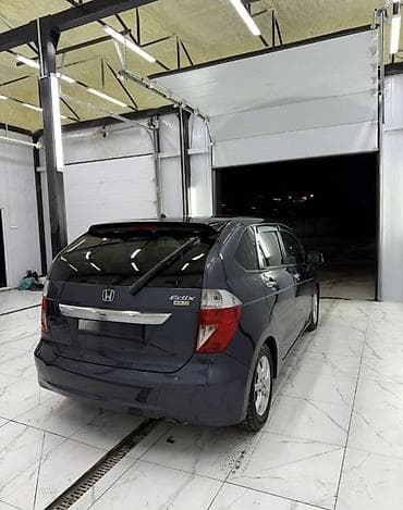 mini v: Honda Edix: 2005 г., Автомат, Бензин, Хэтчбэк — 3