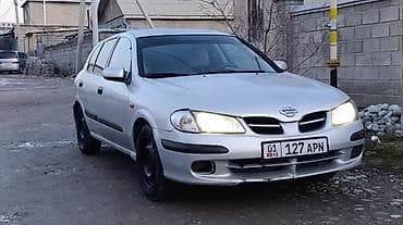Nissan Almera: 2001 г., 1.5 л, Механика, Бензин, Хэтчбэк