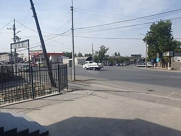 пекарь бишкек: Кеңселерди ижаралоо, 30 м², Бизнес борборунда, Өзүнчө кире бериши менен — 2