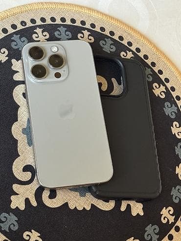 iphone 13 pro mac: IPhone с тремя камерами и чёрным защитным чехлом АКБ 80% куплено в — 1
