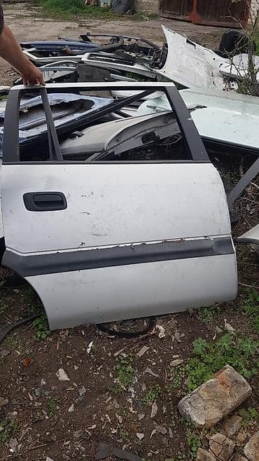 уголь в бишкеке с доставкой: Продаётся комплект дверей на Opel Zafira — 2