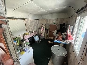 контейнер под бизнес: Бытовка/вагончик из металла с тамбуром и навесом. Характеристики: - — 3