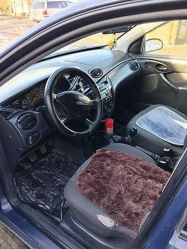 Ford Focus: 2001 г., 1.6 л, Механика, Бензин, Универсал