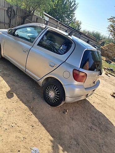 Унаа сатуу: Toyota Vitz: 2000 г., 1 л, Автомат, Бензин, Хетчбек — 1