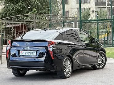 byd e5: Toyota Prius: 2017 г., 1.8 л, Автомат, Гибрид, Лифтбек — 6