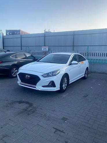 Hyundai Sonata: 2021 г., 2 л, Автомат, Седан