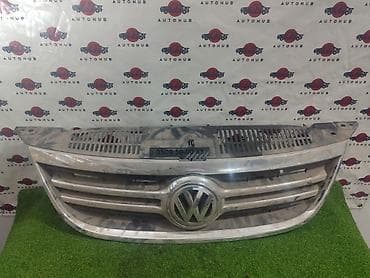 Решетка радиатора Volkswagen 2011 г., Оригинал