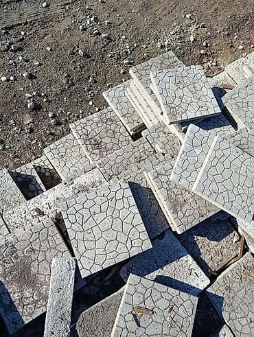 бетонный блок: Брусчатка Б/У продается Описание: - Материал: вибропрессованный — 6