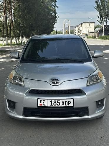 требуется вложения: Scion xD: 2008 г., 1.8 л, Автомат, Бензин, Хэтчбэк — 5