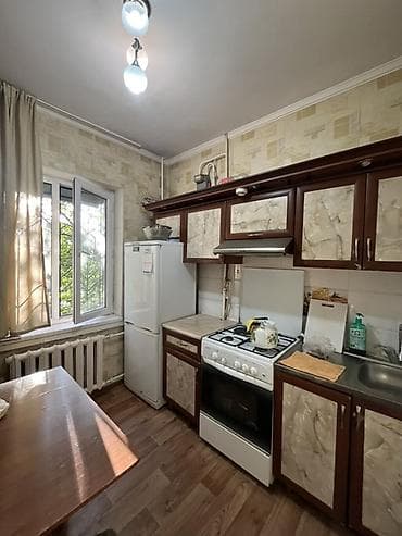 4: 2 комнаты, 49 м², 105 серия, 4 этаж — 3