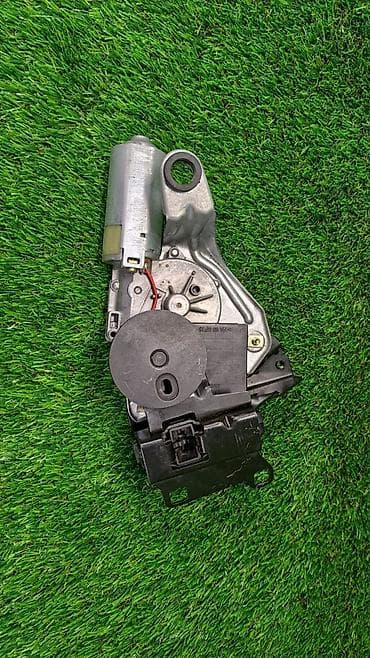 bmw m3 e46: Мотор заднего дворника bmw е46 рестайлинг Номер 6 903 —-6676 — 5