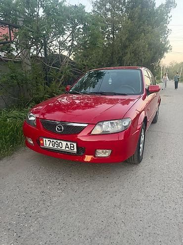 Mazda 323: 2002 г., 1.6 л, Механика, Бензин, Хэтчбэк