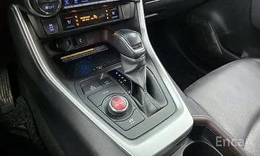 range rower: Toyota RAV4: 2021 г., Гибрид, Кроссовер — 6