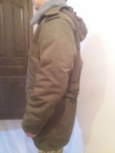 бушлат военные: Куртка с утеплением. Цвет - хаки, темно-зеленый, с капюшоном — 5