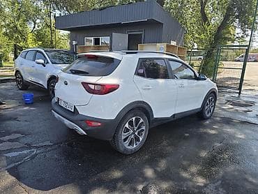Транспорт: Kia Stonic: 2018 г., 1.6 л, Автомат, Дизель, Универсал — 7