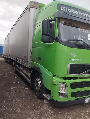 Тягач, Volvo, Тентованный