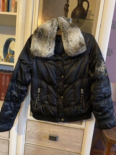 Спецодежда: Продаю курткивсе в хорошем состоянии, по 1000с 1 меховая курточка 2 — 2