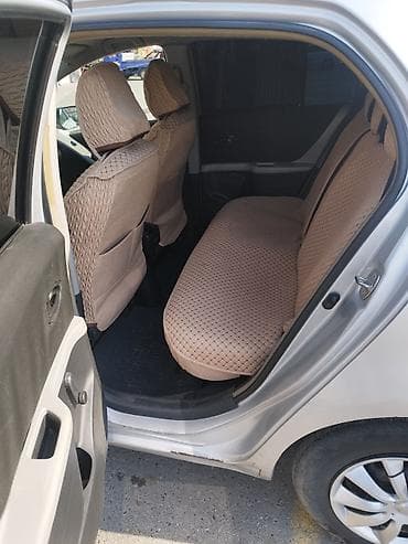 mini cooper s: Toyota Yaris: 2007 г., 1.3 л, Механика, Бензин, Хэтчбэк — 6