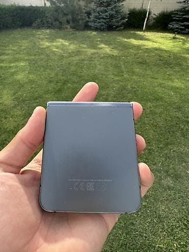 galax: Samsung Galaxy Z Flip 5, цвет - Серый — 4