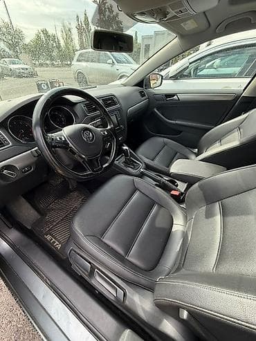 щит приборка: Volkswagen Jetta: 2017 г., 1.4 л, Автомат, Бензин, Седан — 3