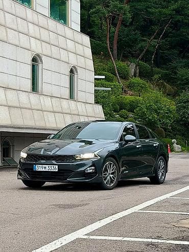 geely e5: Kia K5: 2021 г., Седан — 1